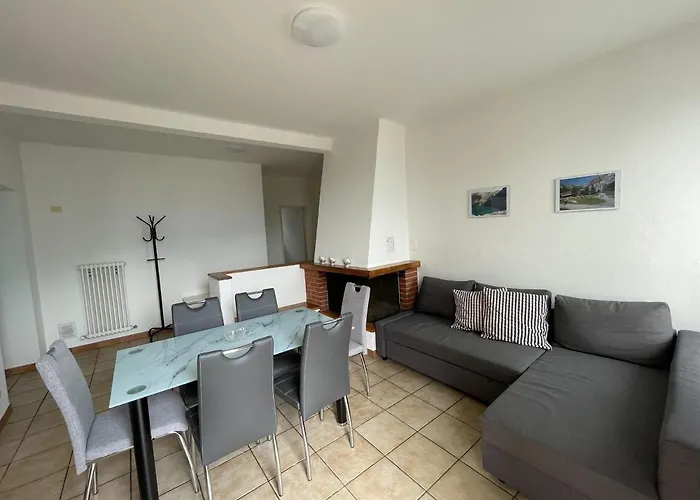 Gaggiole, 3 Appartement *