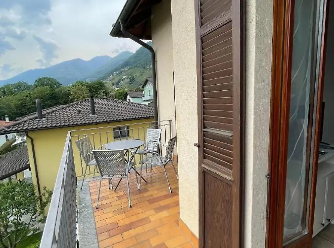 Gaggiole, 3 *